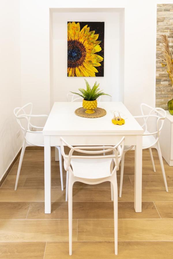Mirasole House Villa มัสซาลูเบรนเซ ภายนอก รูปภาพ